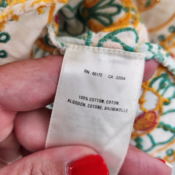 Akemi + Kin Bisbee Embroidered Top Womens Size 8 White 3/4 Sleeve Blouse - Picture 8 of 9